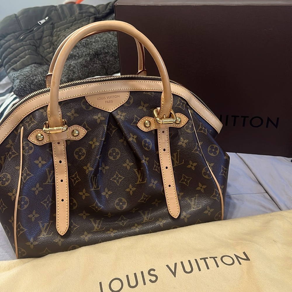 Authentic Louis Vuitton Tivoli GM